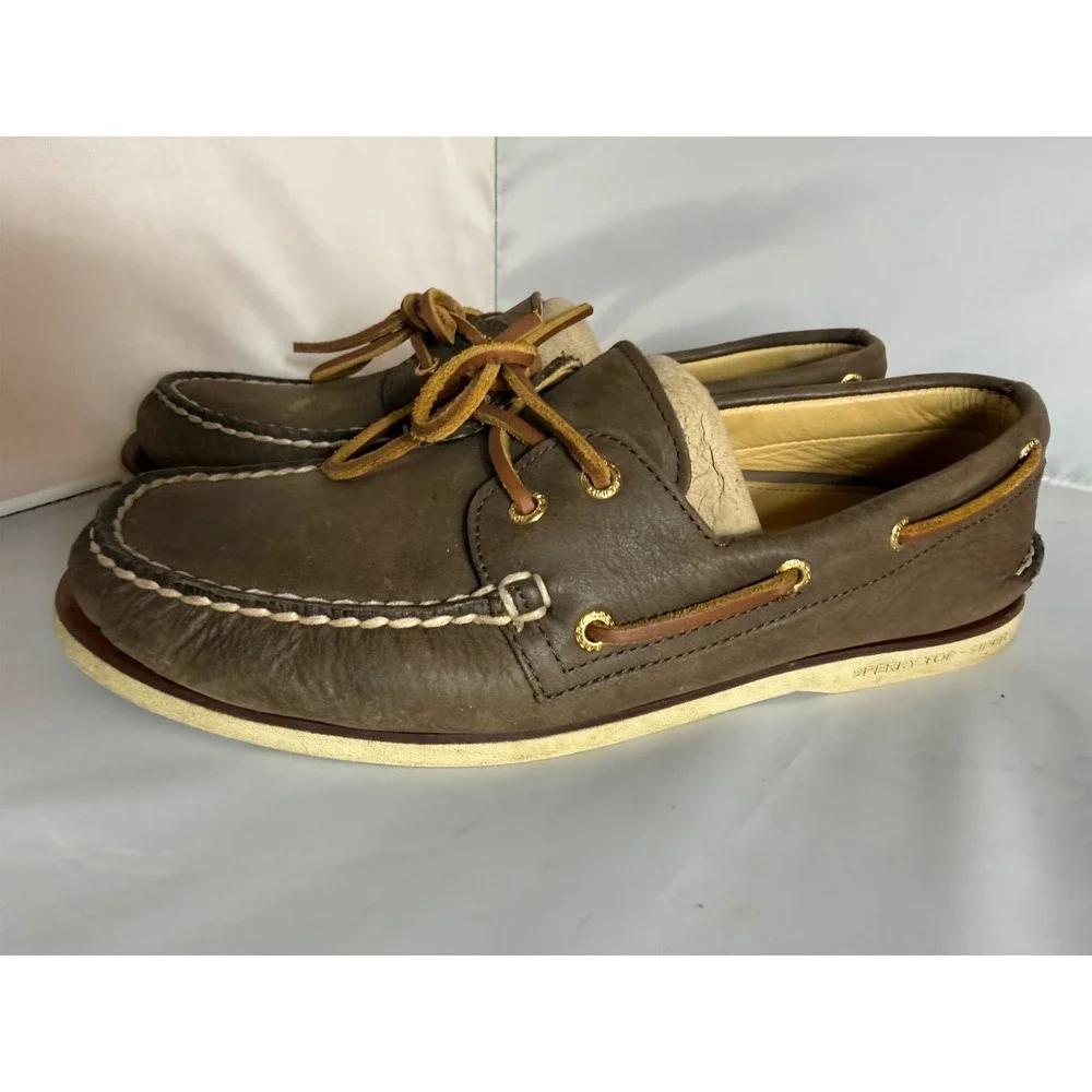 Sperry gold cup